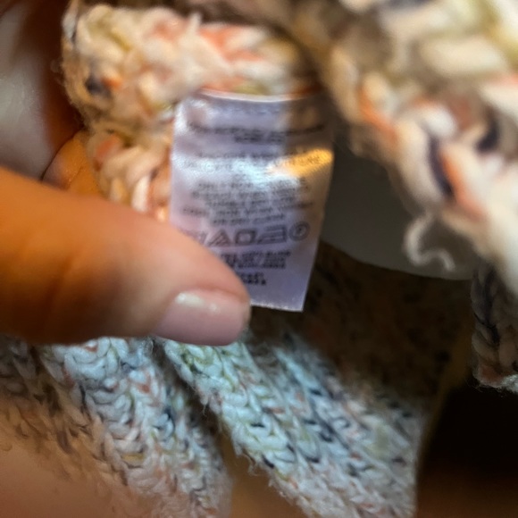 Warm Lou and Grey Sweater - Picture 4 of 4